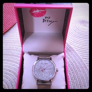 BETSEY JOHNSON  WATCH